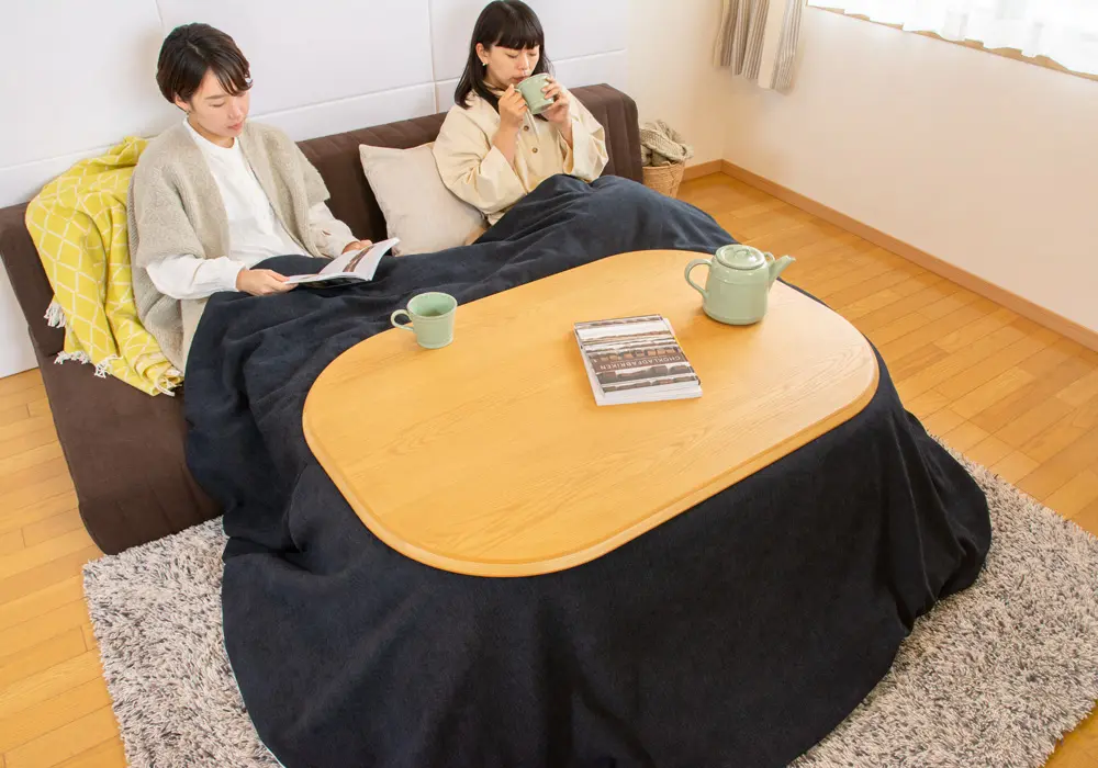 こたつをどう囲む?こたつ×ローソファのレイアウト提案