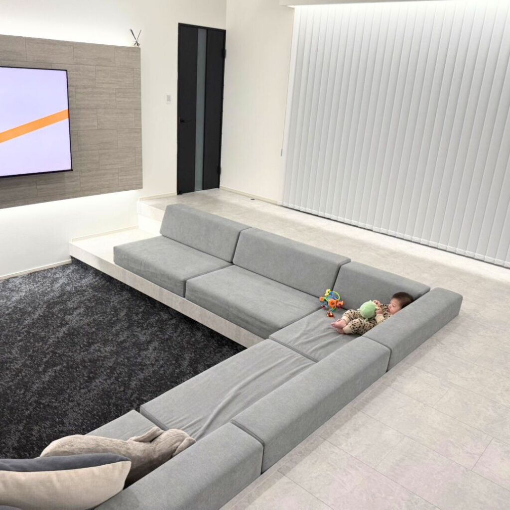 グレー×ローソファ 納品事例|つみきソファ