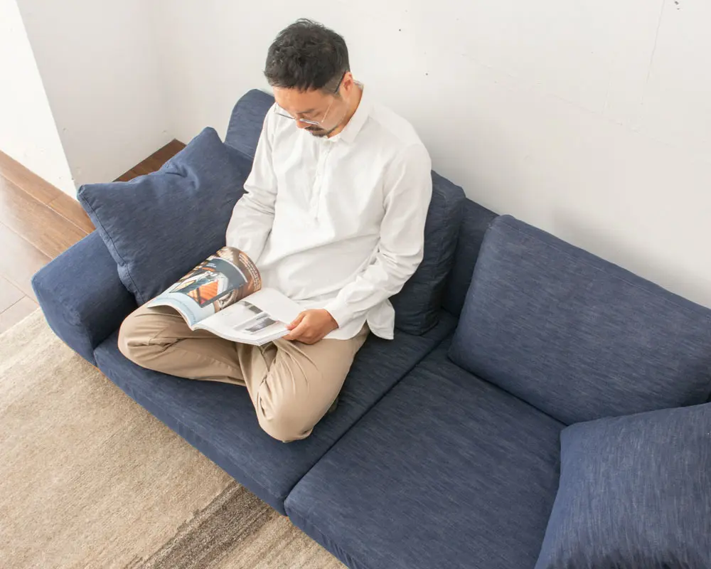 神保さんごろ寝上から