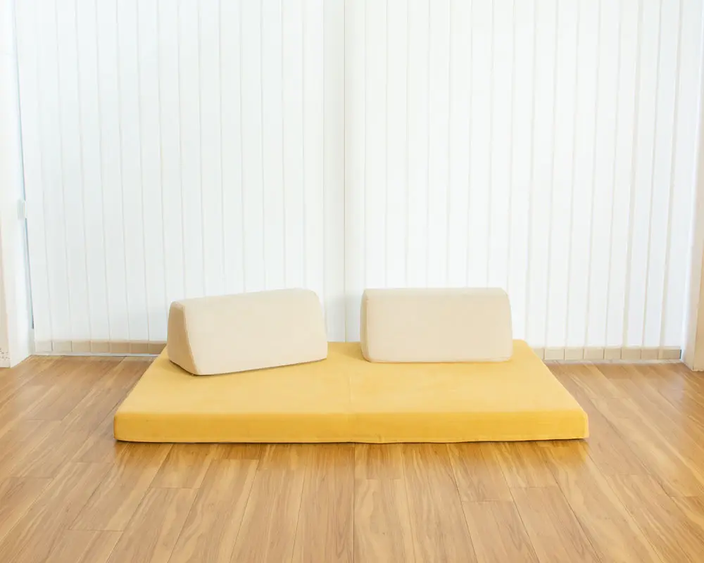 積み木のようなローソファ、フロフロ画像