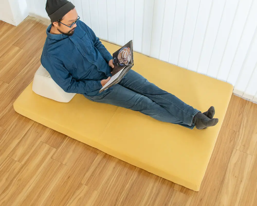 床のようなフロアソファ、フロフロ画像