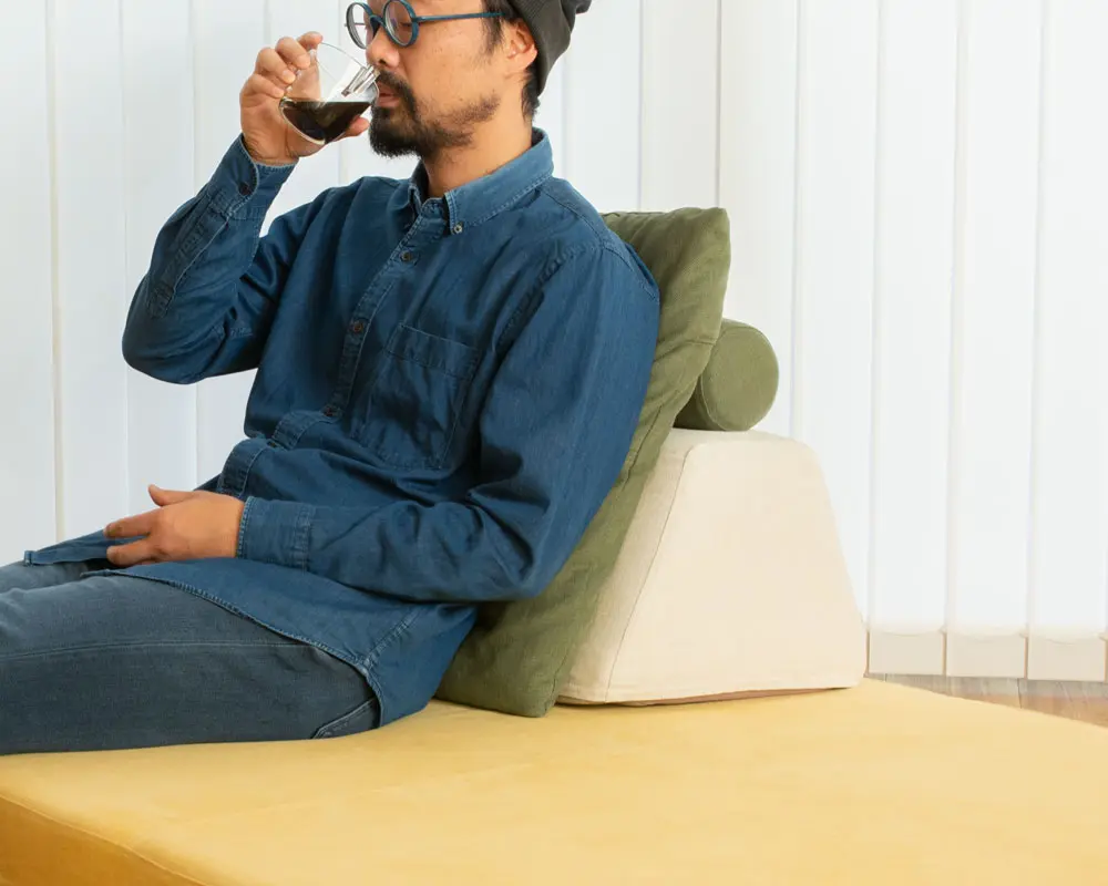 床のようなフロアソファ、フロフロ画像