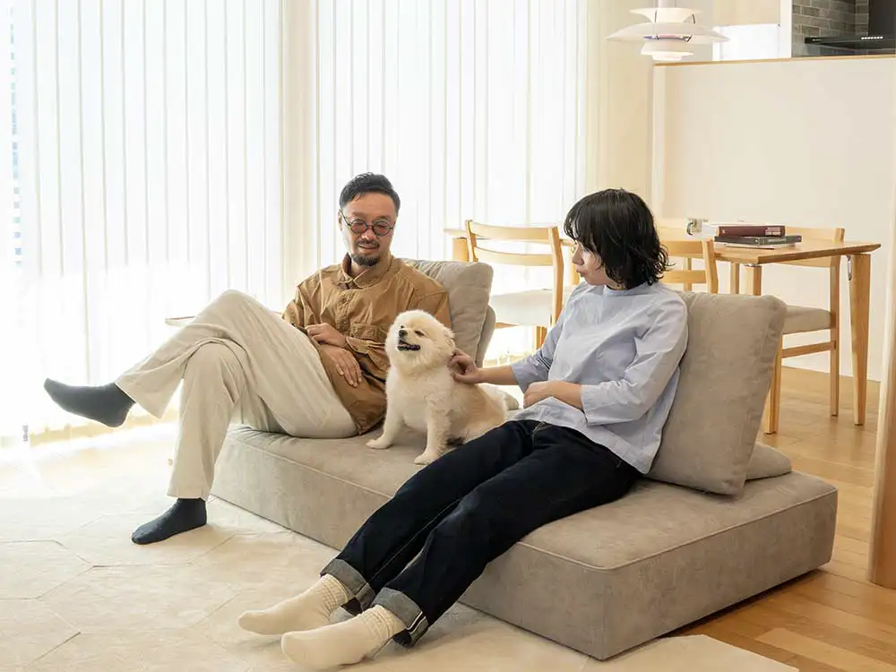 ローソファ専門店HAREM 愛犬との暮らしにちょうどいいローソファ ウィズソファ