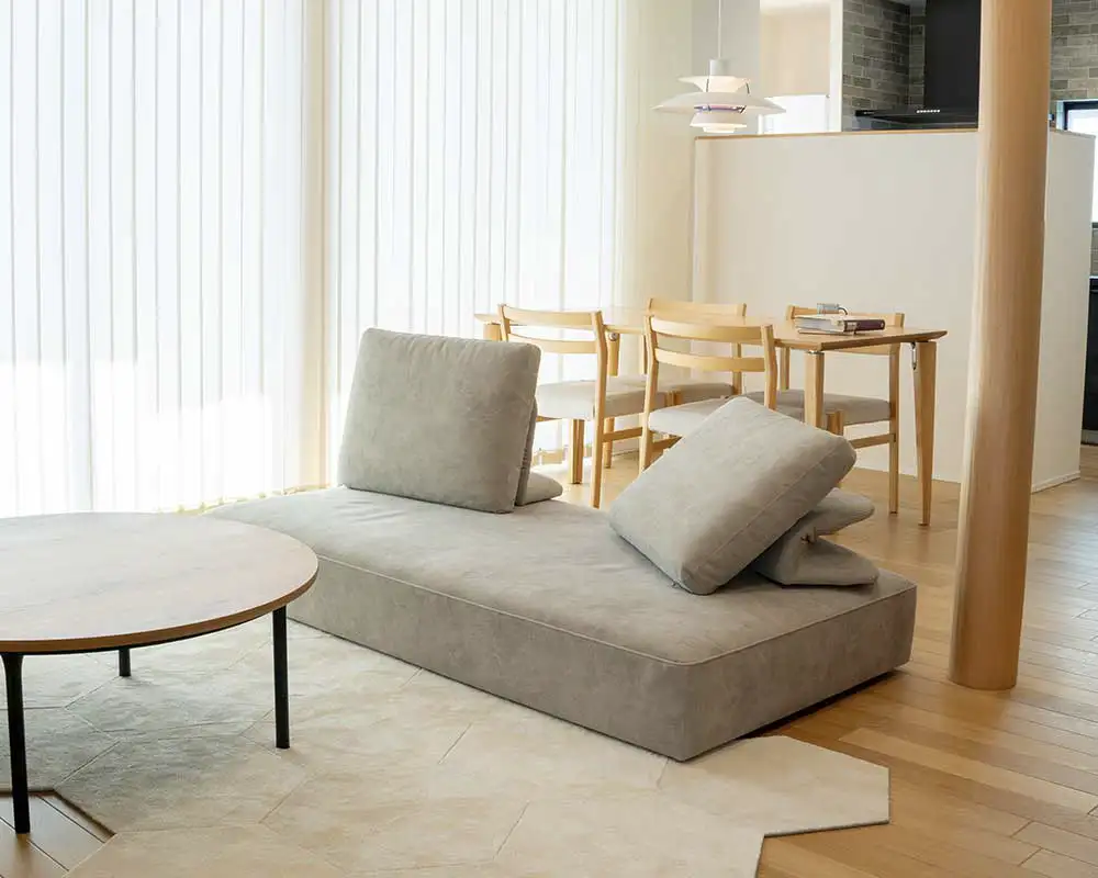 ペットや家族との暮らしにアイランドローソファ ウィズソファ