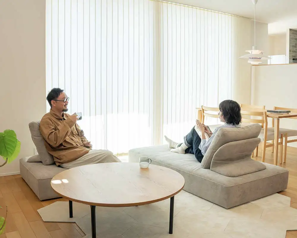 ペットや家族との暮らしにアイランドローソファ ウィズソファ