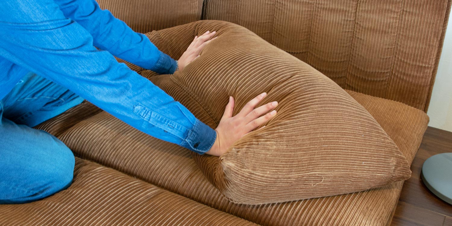 羽毛クッションのメンテナンス