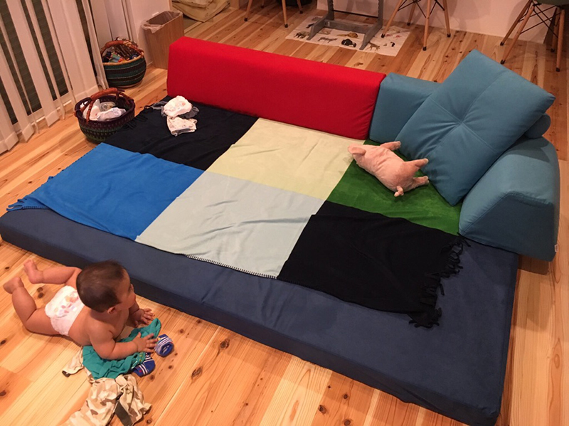 一緒にごろごろできる！ウレタンのみの構造で安心！ 子育てのお供に