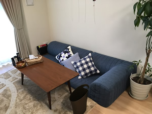 まるくてかわいいデザインで、お部屋のアクセントになるソファ。