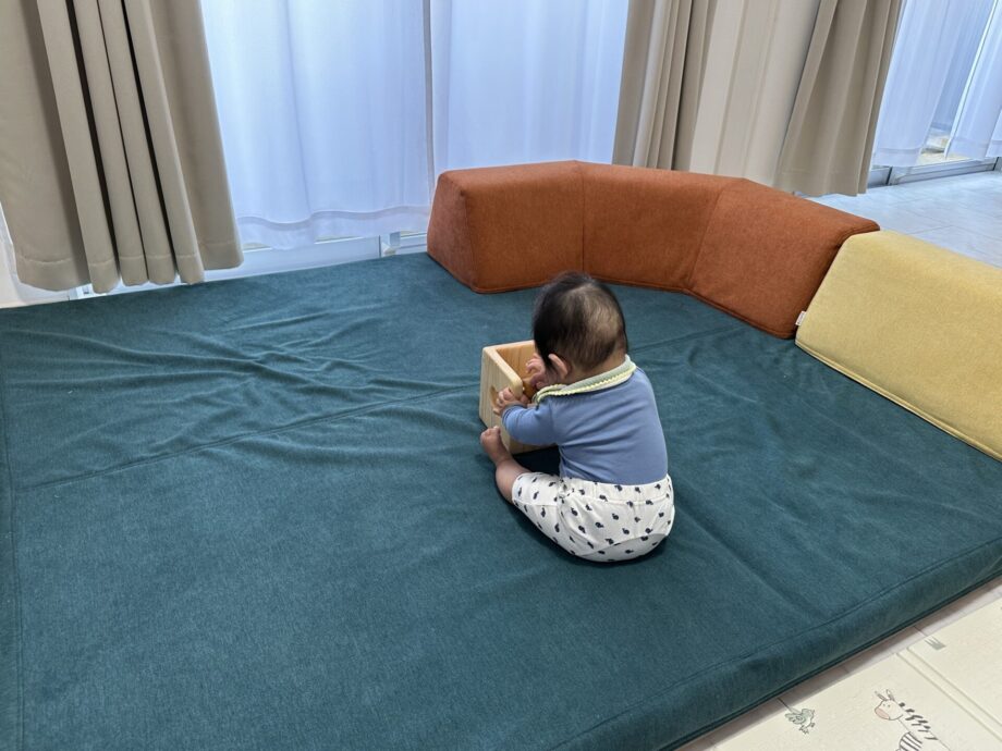 子どもに安全で、大人はリラックス。ひろびろソファのフロフロ!