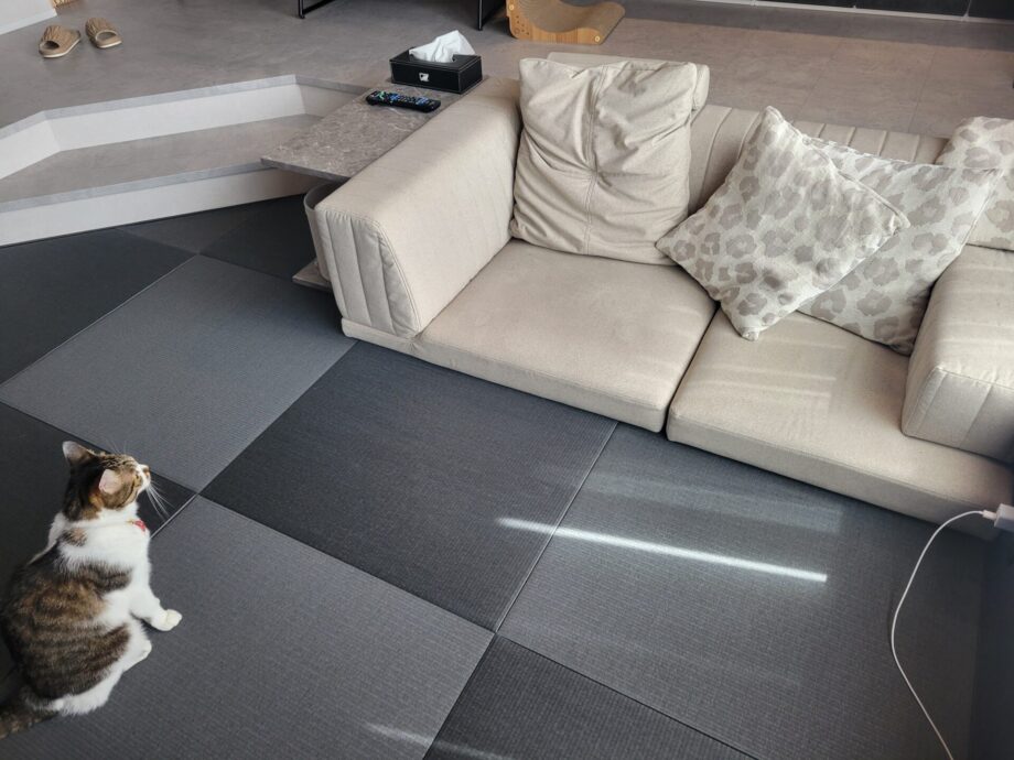 ピットリビングにローソファで、特別な癒し空間に。