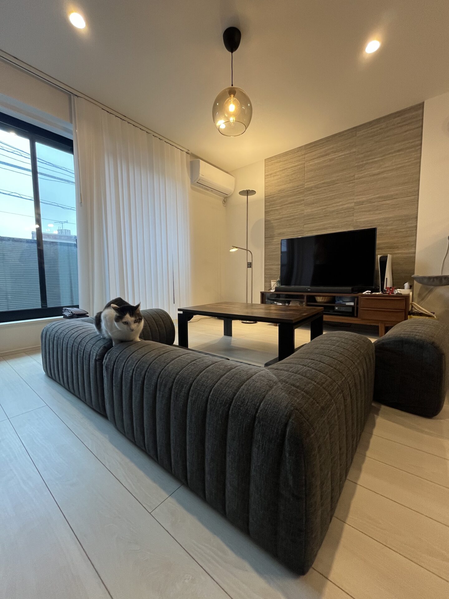 スキップ1ミニソファ ダークグレー 3人掛けローソファ ローソファー