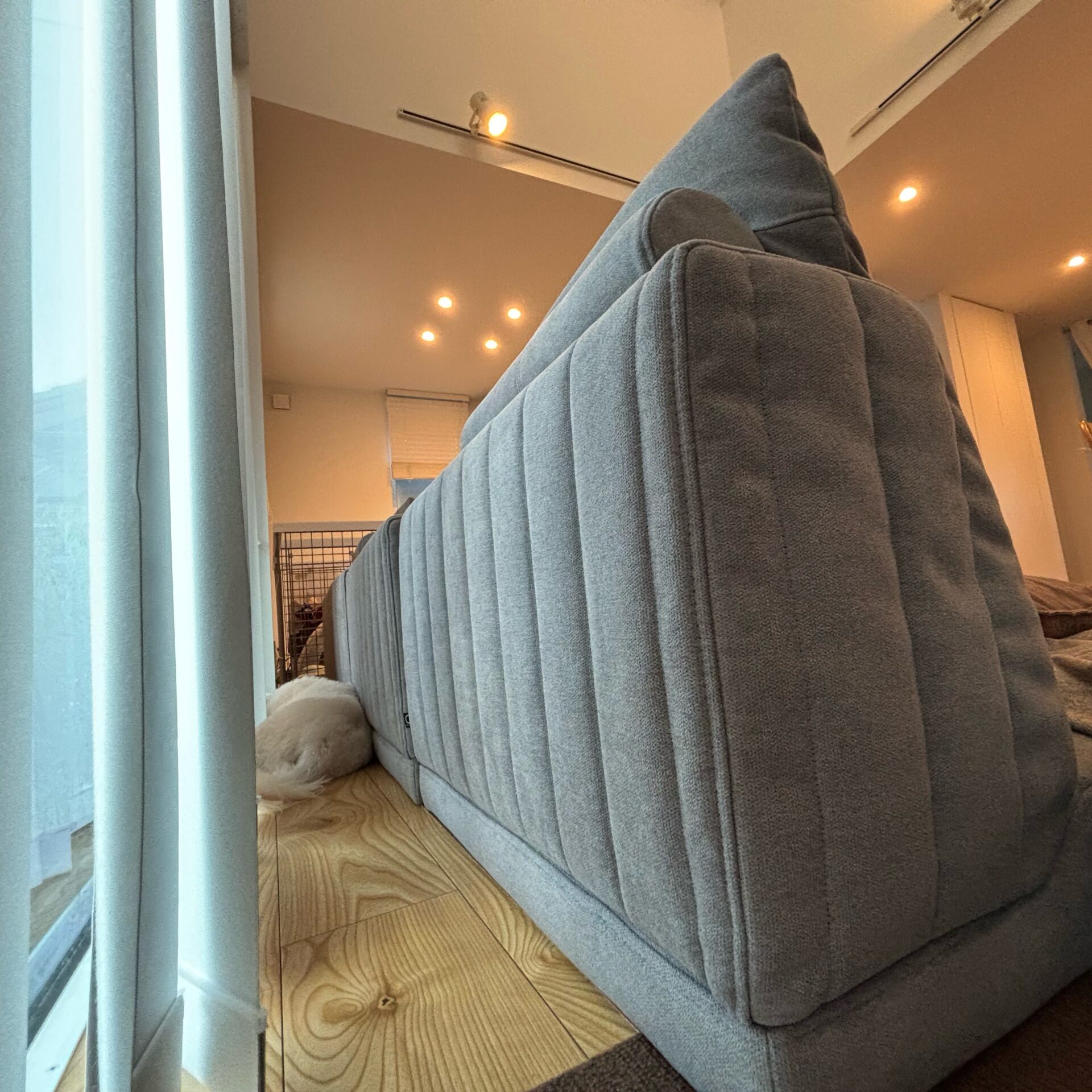 ピカソソファ ライトグレー 3人掛けローソファ ローソファー