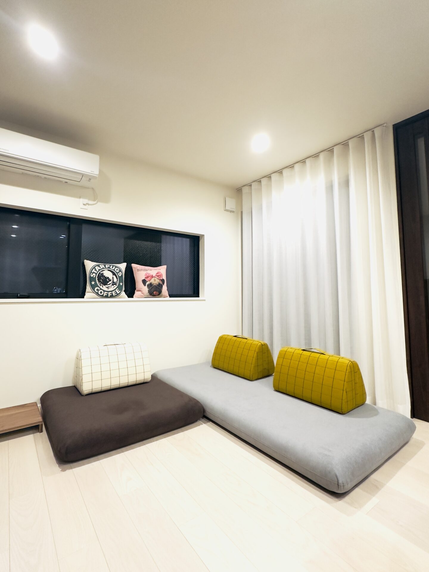 キャリーソファ ライトグレー 3人掛けローソファ ローソファー