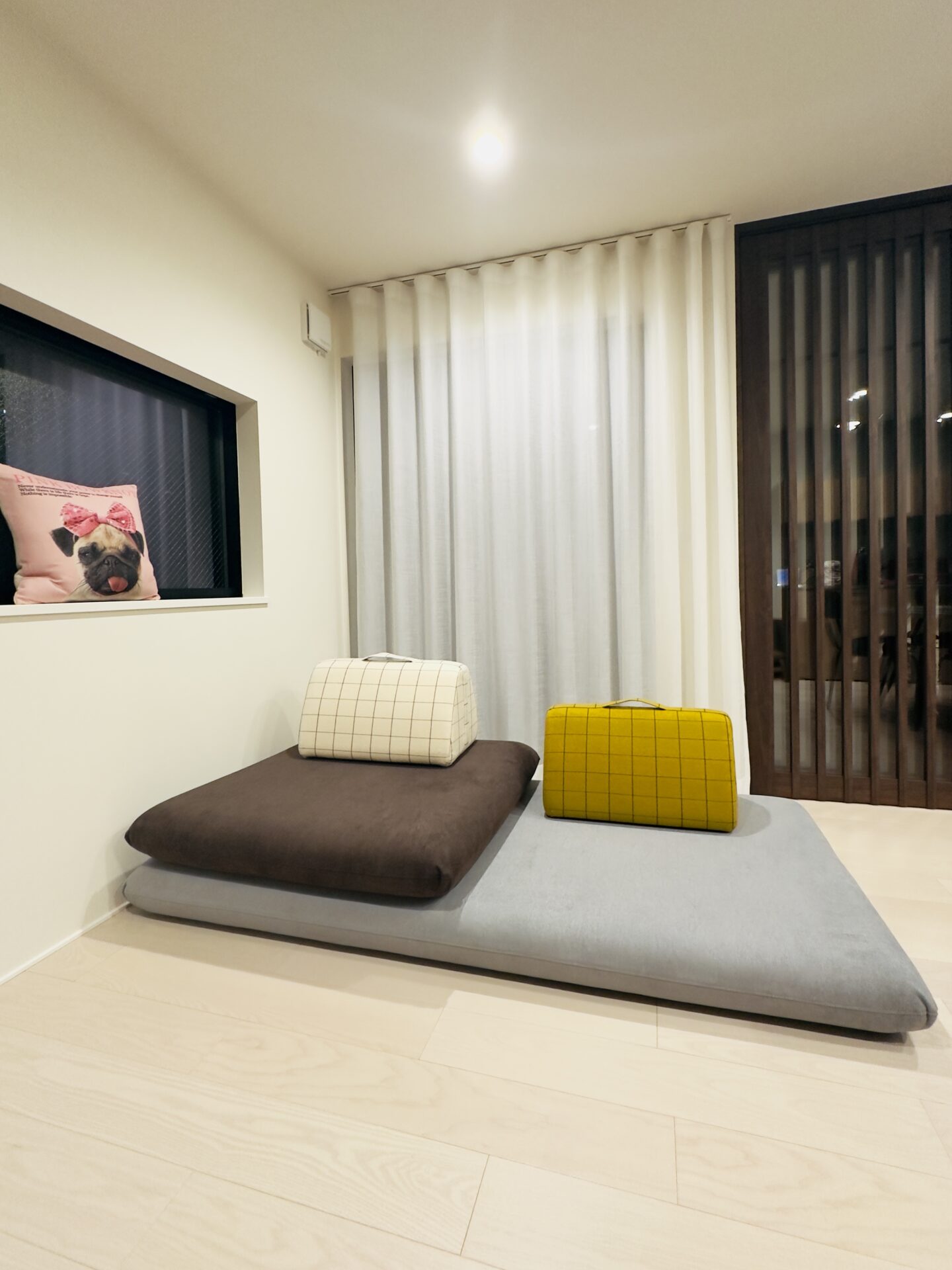 キャリーソファ ライトグレー 3人掛けローソファ ローソファー