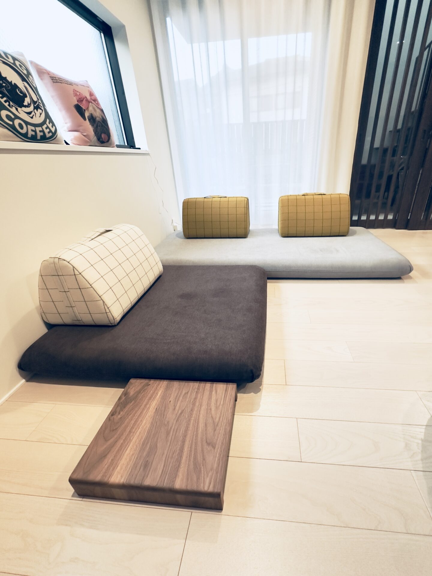 キャリーソファ ライトグレー 3人掛けローソファ ローソファー