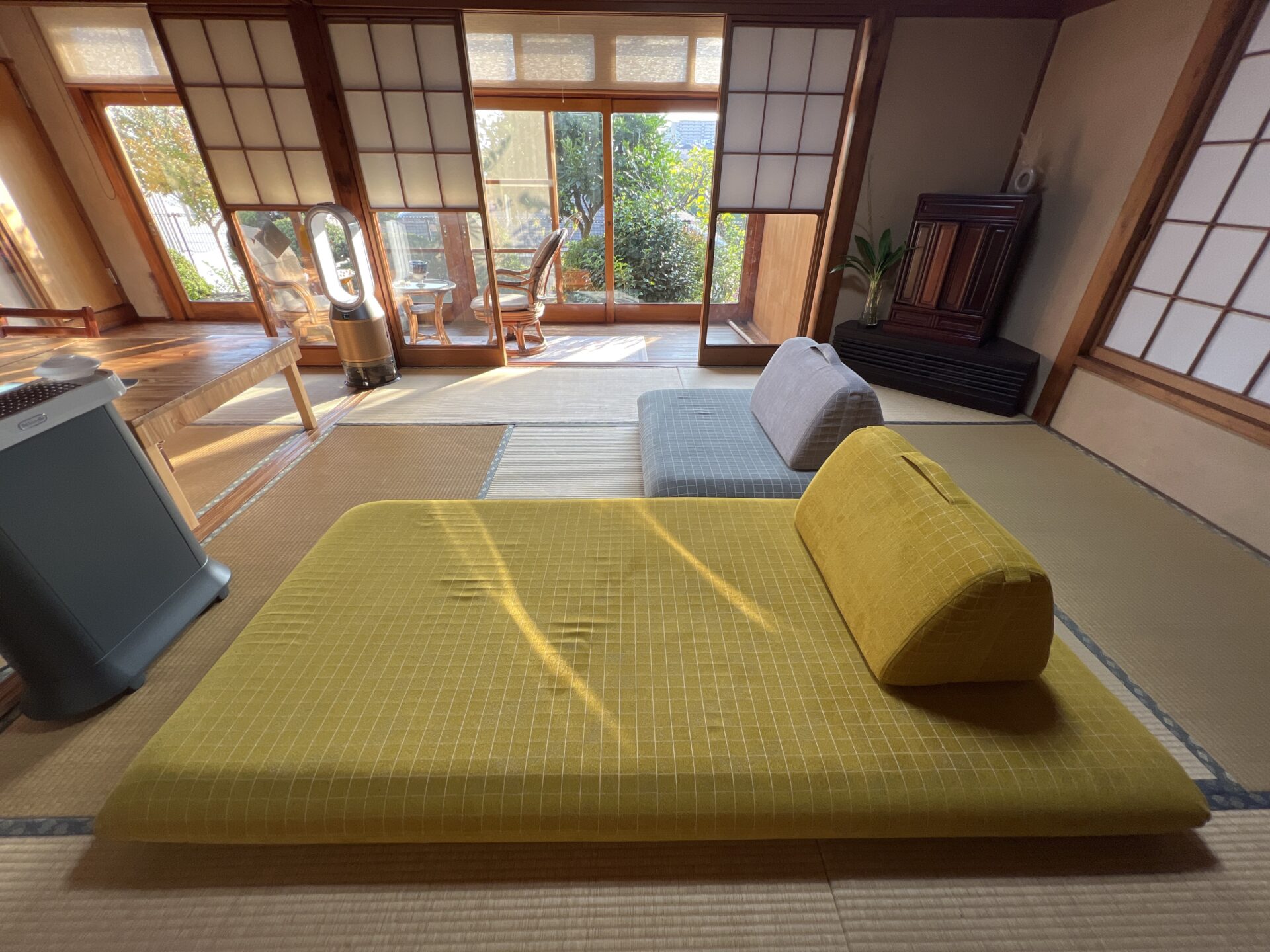 キャリーソファ イエロー 2人掛けローソファ ローソファー