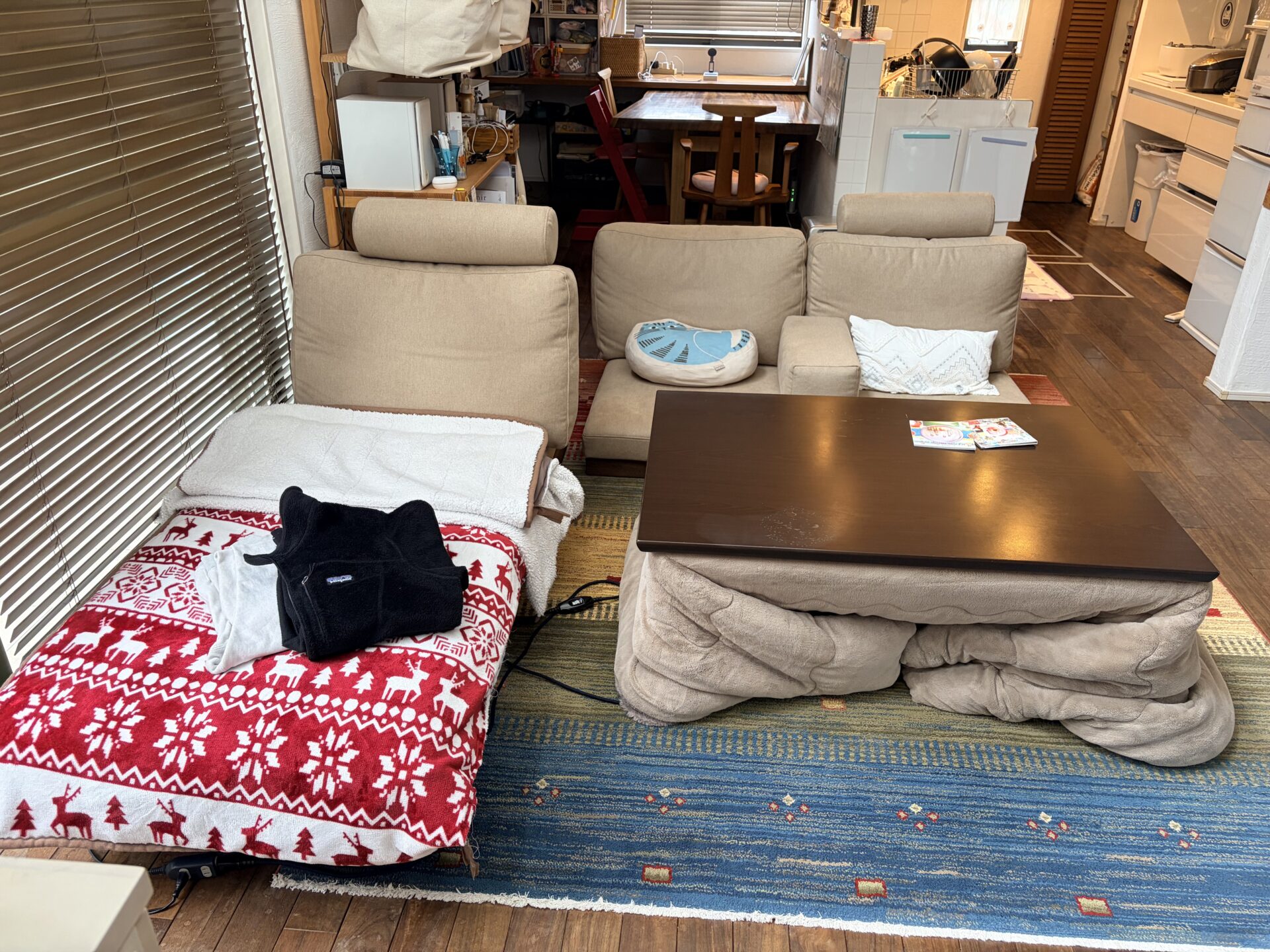 カーヤソファ カーキ 3人掛けローソファ ローソファー