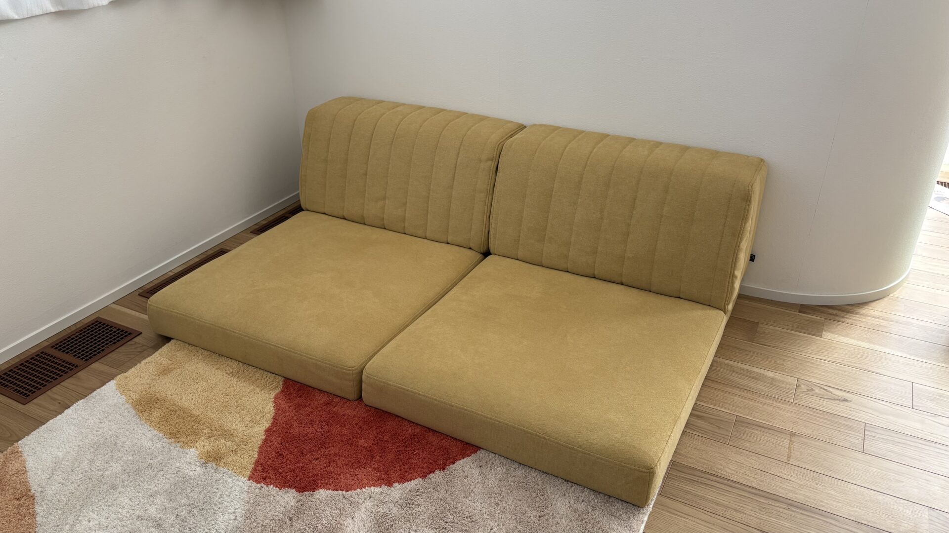 ピカソソファ コーン 2人掛けローソファ ローソファー