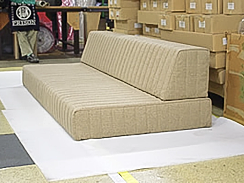 つみきソファ誕生。